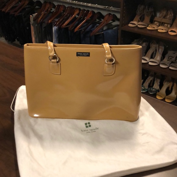 Kate Spade Vintage Nude Patent Leather Handbag - Picture 8 of 11